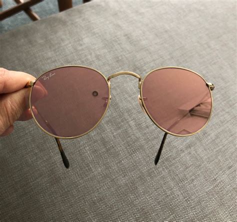 rose gold ray ban glasses.